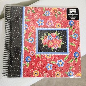 Mary Engelbreit Scrapbook Photo Album Spiral Bond 20 Pages Red Flowers 12x12